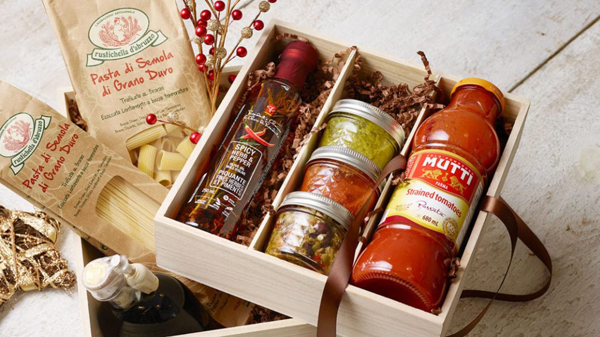 Wood Trays Canada Disposable never looked so classy.